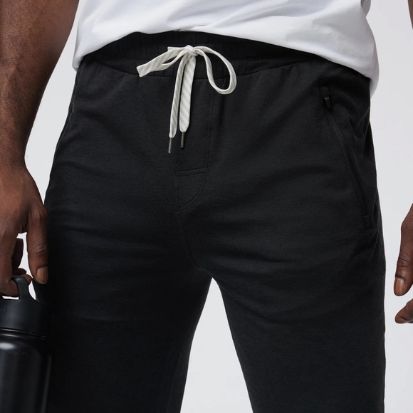 Vuori Heathered Black Ponto Performance Jogger Pants - Picture 2 of 8